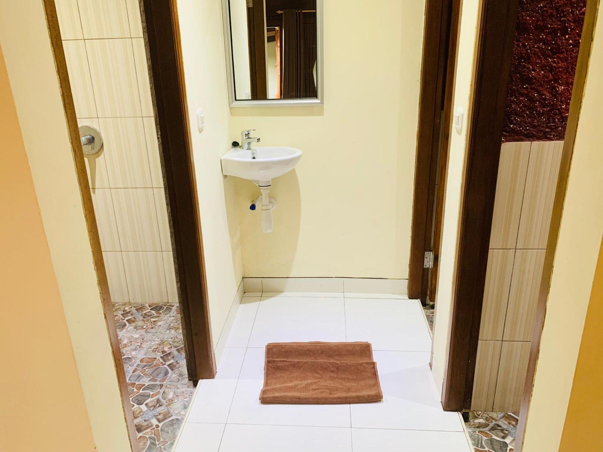 Nusa Garden Homestay Lembongan Rum bild